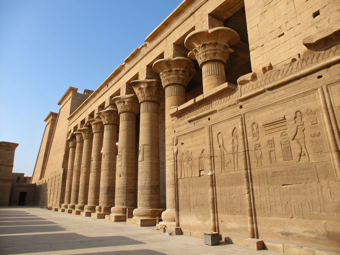 Egyptian Divine Kingship & Pyramid Texts